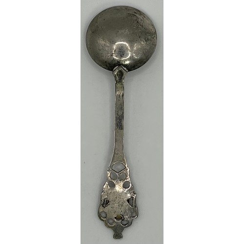 15 - Mixed lot of 3 collectibles. To include D-Day Landings 50p (BU in presentation wallet), 1870 Mallorc... 