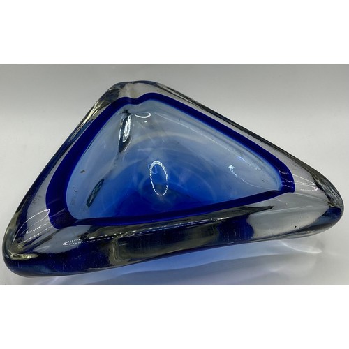 30 - Collection of 16 pieces of mid-century cobalt blue/blue glass vases & dish. To include Bohemia Glass... 