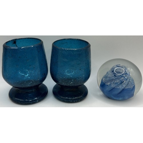 31 - Collection of 16 pieces of mid-century & later, mostly blue glass vases & art glass. Tallest 24cm.