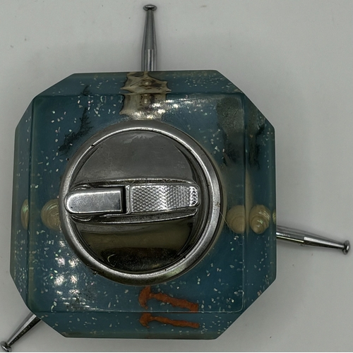 44 - Collection of four vintage items. To include Ronson Varaflame lighter, table lighter, cigarette case... 