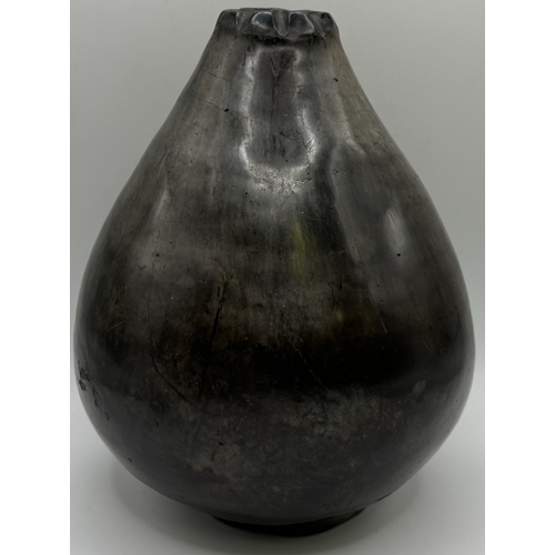 126 - Collection of 6 pieces of studio pottery. To include 5 vases & trinket dish.