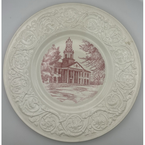 135 - Mixed lot of mostly vintage commemorative ceramic pieces. To include Wedgwood, Royal Doulton, Lysand... 