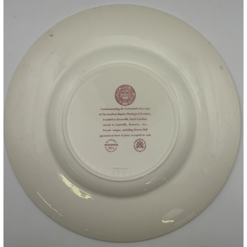 135 - Mixed lot of mostly vintage commemorative ceramic pieces. To include Wedgwood, Royal Doulton, Lysand... 