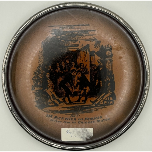 135 - Mixed lot of mostly vintage commemorative ceramic pieces. To include Wedgwood, Royal Doulton, Lysand... 