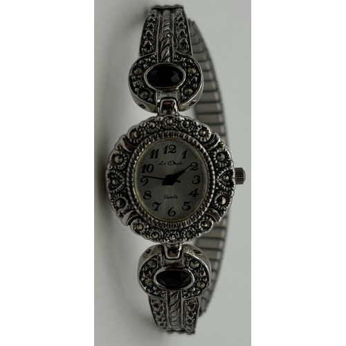 165 - Two ladies dress watches, by Le Chat, together with a presentation boxed watch & bracelet set by Pre... 