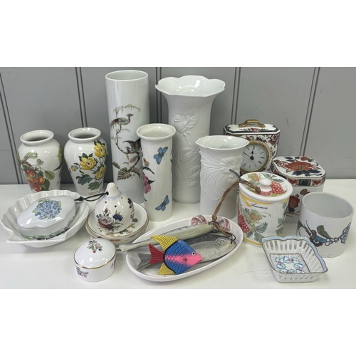 250 - Large collection of good quality decorative ceramics. To include 2 Kaiser white bases; Portmeirion v... 