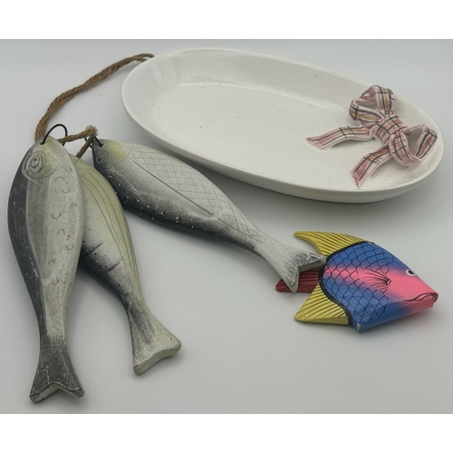 250 - Large collection of good quality decorative ceramics. To include 2 Kaiser white bases; Portmeirion v... 