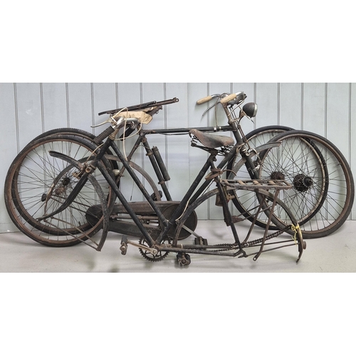 268 - Vintage ladies & gents Raleigh bicycles. A/F condition.