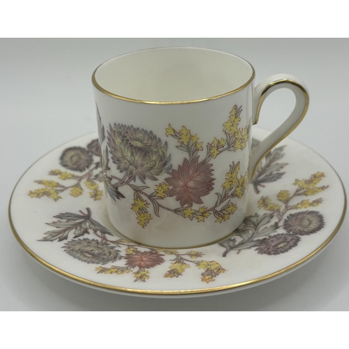 2412 - Mixed lot of 22 pieces vintage ceramic tableware. To include Wedgwood, Aynsley, Woos & Sons & BWM & ... 