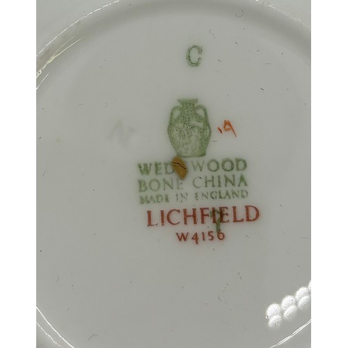 2412 - Mixed lot of 22 pieces vintage ceramic tableware. To include Wedgwood, Aynsley, Woos & Sons & BWM & ... 