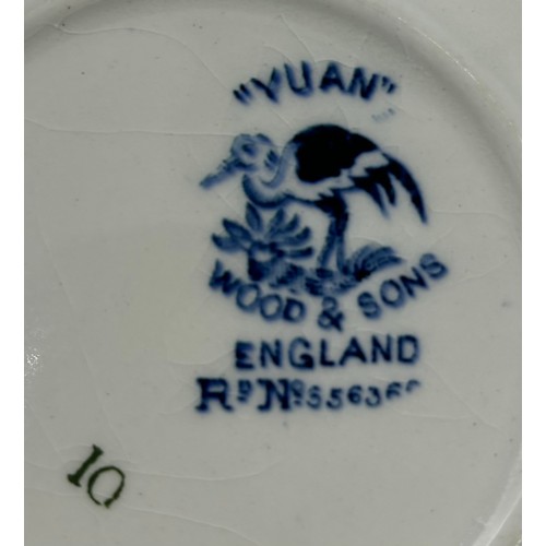 2412 - Mixed lot of 22 pieces vintage ceramic tableware. To include Wedgwood, Aynsley, Woos & Sons & BWM & ... 