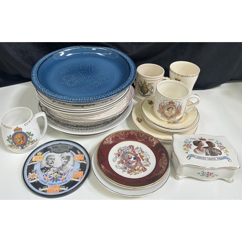 Lot 2495      