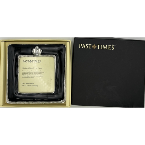 276 - Vintage faux fur stool, ladies white leather gloves & boxed Past Times photo frame.