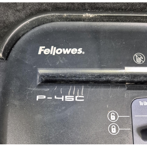 285 - Fellowes P-45C shredder & Powerstretcher desk fan.