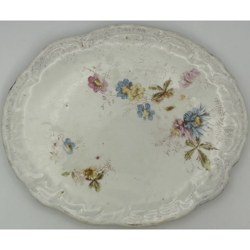 128 - Collection of vintage German & Italian ceramic decor.