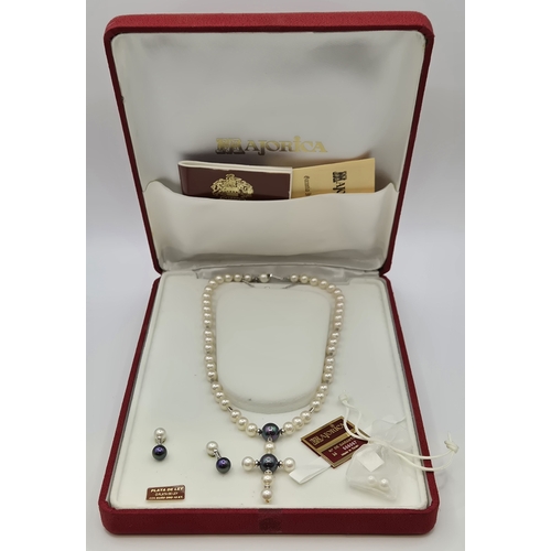 Lot 1705      