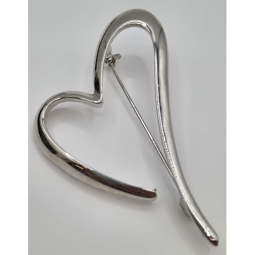 1707 - Boxed Swarovski crystal bracelet, boxed Swarovski Apple watch case & boxed Gaventa heart shaped broo... 