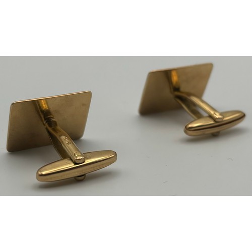 1710 - Pair of 18ct yellow gold cufflinks. Maker 'SFM'. Weight approx. 15.2g.