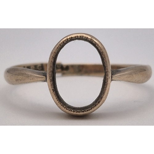 1747 - 9ct gold ring. Stone missing & band broken. Total weight approx. 1.9g
