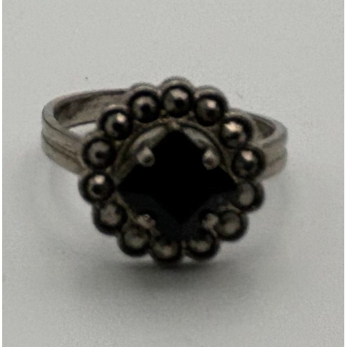 1765 - Selection of silver & white metal jewellery. Silver includes wooden beaded necklace, 16