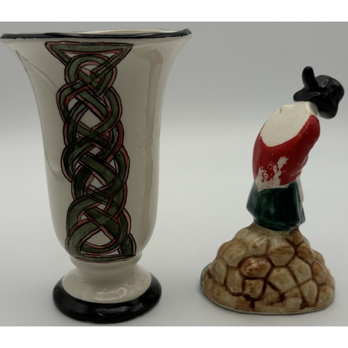 1236 - Collection of four pieces of Ireland-related home decor. To include farmed map. Bru Boru ruler, hand... 