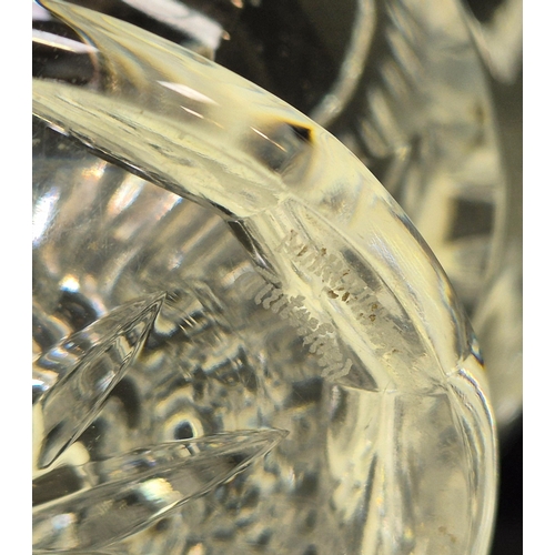 1256 - Collection of 12 pieces of crystal tableware & decorative pieces. To include a stunning Waterford Cr... 