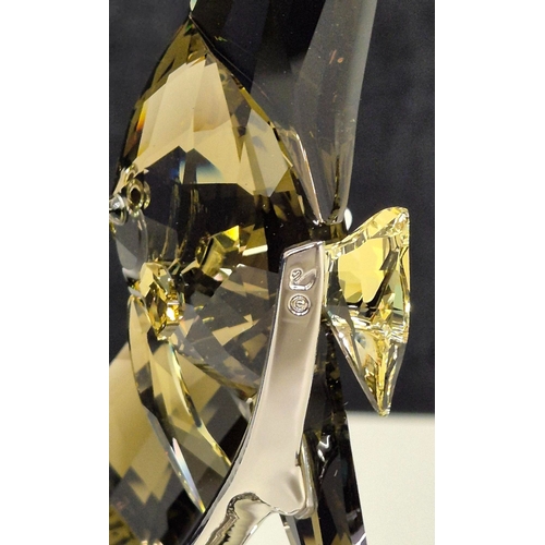 7008 - Swarovski model no: 1036571 - Smoky Batfish Pair

This serene pair of elegant Swarovski Batfish seem... 