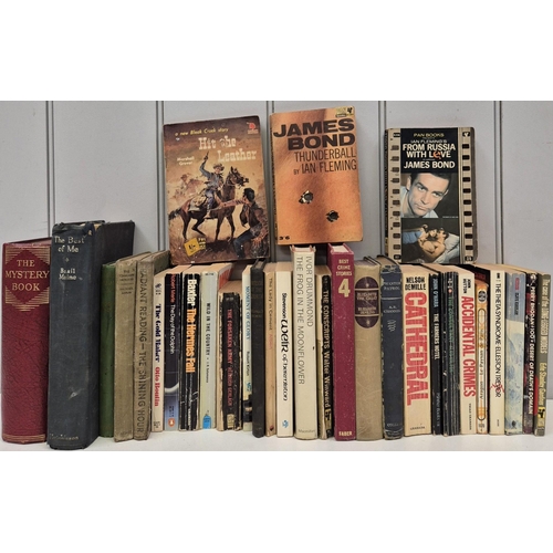 221 - A collection of 31 vintage fiction. To include early editions of James Bond 'Thunderball' & 'From Ru... 