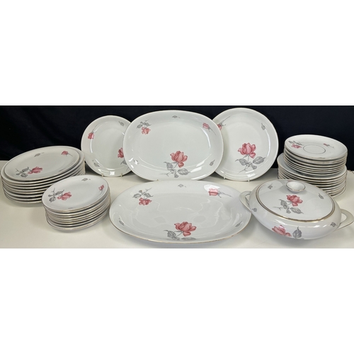 581 - Large dinner service by KPM Germany.
