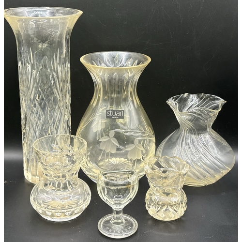 1675 - Large collection of vintage crystal & cut glass. To include bowls, vases, candleholders, etc.