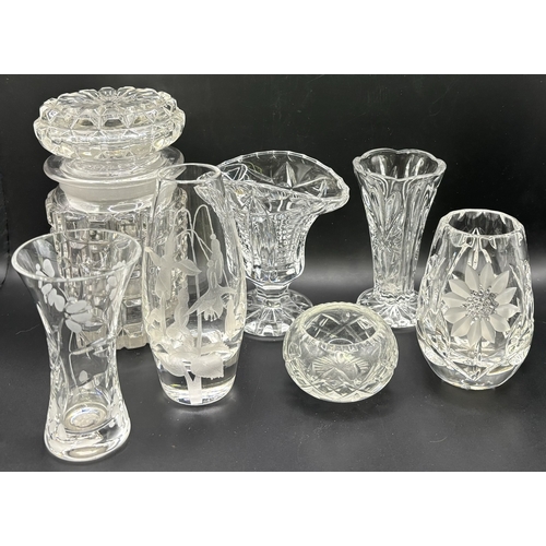 1675 - Large collection of vintage crystal & cut glass. To include bowls, vases, candleholders, etc.
