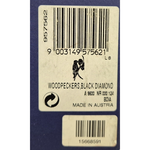 7083 - Swarovski model no: 957562 Paradise Birds - Woodpeckers Black Diamond

These retired Swarovski cryst... 