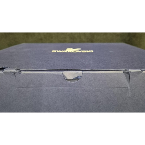 7083 - Swarovski model no: 957562 Paradise Birds - Woodpeckers Black Diamond

These retired Swarovski cryst... 