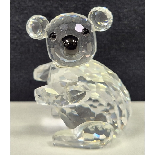 7117 - Swarovski model no: 7673 040000 - large Koala

This retired Swarovski crystal large koala was part o... 