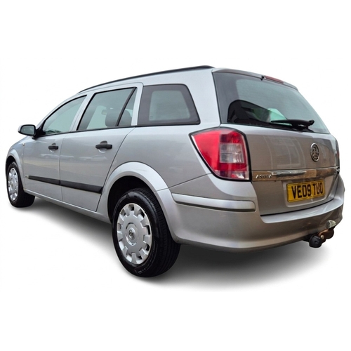 1 - Make: Vauxhall
Model: Astra Life CDTi Estate
Registration: VE09 TUO
Colour: Silver
Manufactured: 200... 