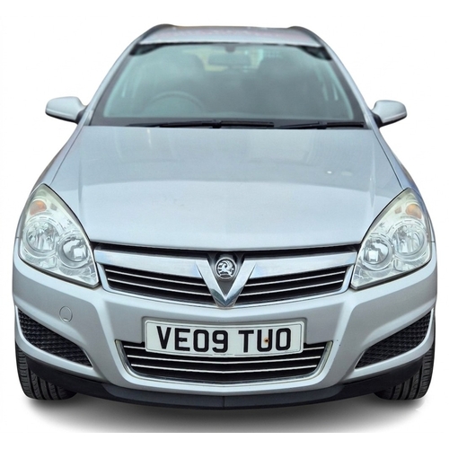 1 - Make: Vauxhall
Model: Astra Life CDTi Estate
Registration: VE09 TUO
Colour: Silver
Manufactured: 200... 