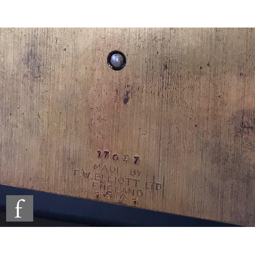 662 - An RAF operations room sector wall clock, the single-fusee movement stamped to the backplate 17037, ... 