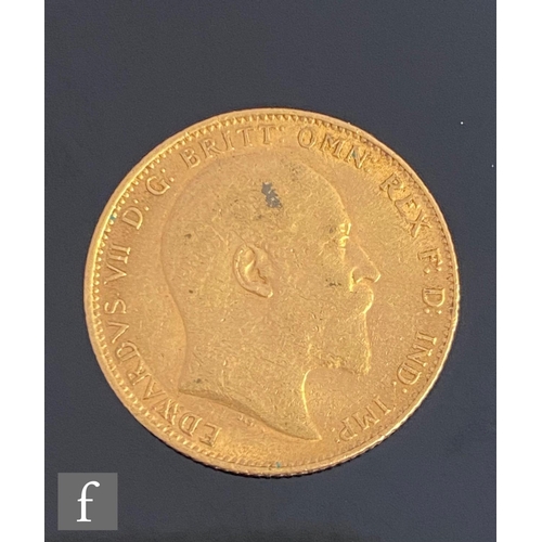 540 - An Edward VII full sovereign dated 1910.