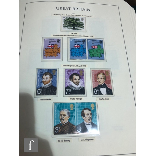 1519 - An extensive world stamp collection to include five albums of post 2000 GB stamps, also stamp bookle... 