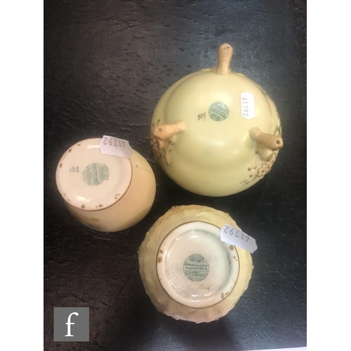 84 - Three pieces of early 20th Century Locke & Co Worcester comprising a small vase with pierced dec... 