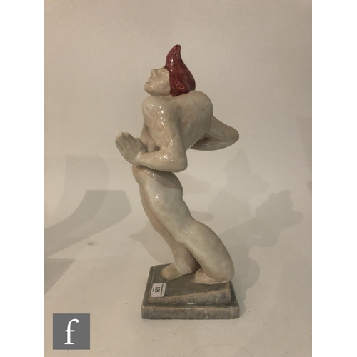 821 - In the manner of Marcel Guillard - A French Art Deco model of a standing hunchback figure, unmarked,... 