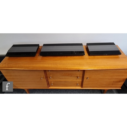 149 - A 1988 Bang & Olufsen music system, to include Beocord 3500, type 4967, serial number 09610623, ... 