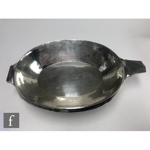 491 - Unknown - Possibly French - A 1920s Art Deco silver plated oval serving bowl with diamond facetted d... 