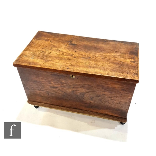 1220 - A 19th Century elm blanket box, height 54cm x width 86cm.