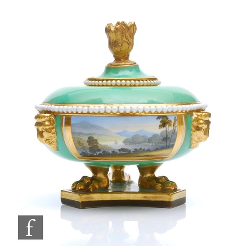 32 - A 19th Century Flight Barr and Barr Royal Porcelain Works, Worcester inkwell decorated with a view o... 