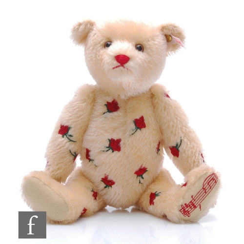 1166 - A Steiff 663017 Musical Bear Jerusalem, blond mohair with embroidered roses, limited edition 246 of ... 