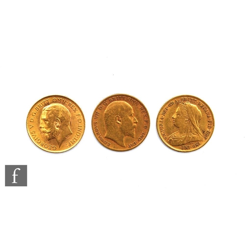 762 - Three Victoria to George V half sovereigns dated 1899, 1905 and 1914. (3)