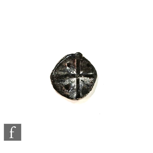 499 - A Medieval cast copper alloy circular weight probably for a quarter ryal, cross and pellet to the re... 