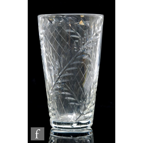 386 - A large post war Webb Corbett clear cut crystal glass tumbler vase by Irene Stevens, cut and polishe... 