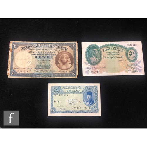 535 - A National Bank of Egypt fifty Piastre banknote, serial number A/31 550913, Cairo 5th January 1945, ... 